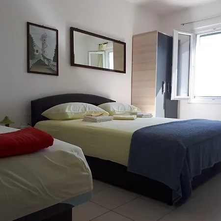 Mareta Apartment *